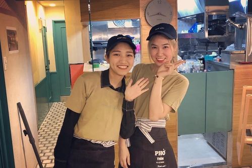Check-in không gian bên trong quán phở Thìn đầu tiên ở Nhật Bản