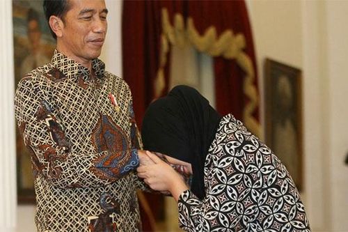 TT Indonesia gặp gỡ nghi phạm được phóng thích trong vụ án 'Kim Jong Nam'