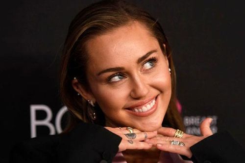 Nghe gì từ album thứ 7 của Miley Cyrus: Cả thời hoàng kim Hannah Montana sẽ trở lại?