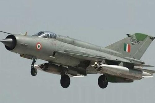 Phi công Ấn Độ lái MiG-21 trong trận không chiến với Pakistan được nghỉ ốm vài tuần
