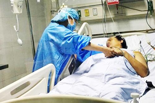 Lần đầu tiên chia đôi lá gan được hiến cứu sống một trẻ em, một người lớn