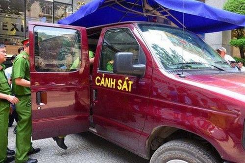 Bắt nguyên nhân viên ngân hàng lừa đảo hàng chục tỷ đồng