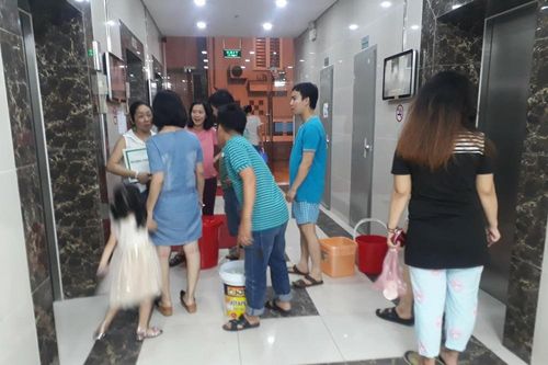 Chây ì bàn giao phí bảo trì chung cư: Quyền lợi của cư dân bị ngó lơ