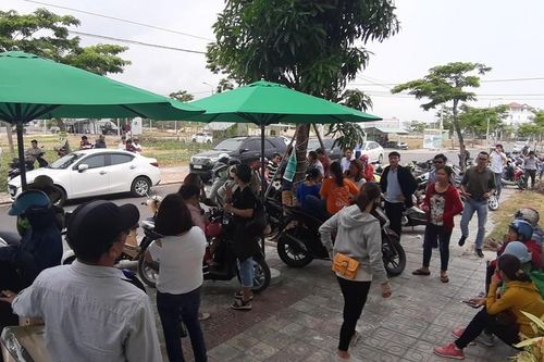 Dân vây dự án đòi sổ đỏ ở Quảng Nam: Ba bên vẫn tiếp tục đôi co