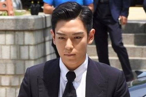 Sau G-Dragon đến lượt T.O.P bị tố nhận biệt đãi trong quân ngũ