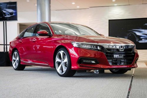 Sedan hạng D đang bị 'thất sủng' tại Việt Nam