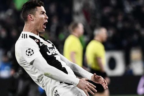 Ronaldo bị UEFA phạt vì màn ăn mừng phản cảm