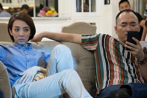 Thu Trang giận dỗi, trách Tiến Luật không hiểu mình