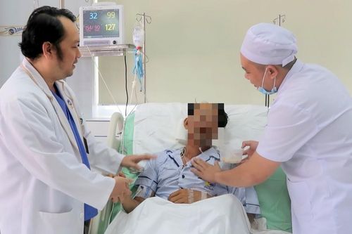7 ngày nỗ lực giành lại mạng sống cho nạn nhân vụ sập tường ở Vĩnh Long