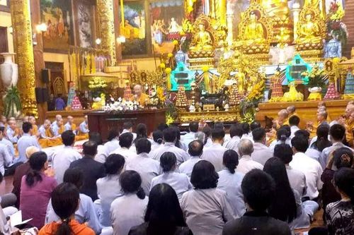 'Thỉnh vong' và 'oan gia trái chủ' ở chùa Ba Vàng không đăng ký hoạt động tôn giáo