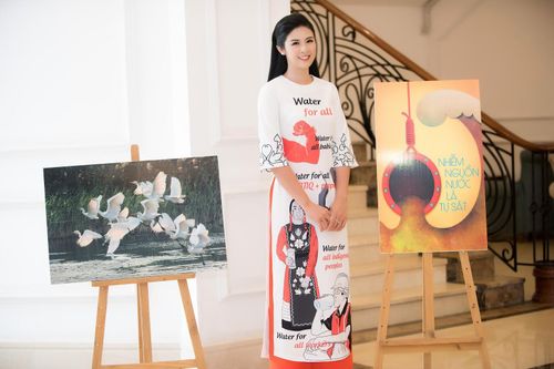 Hoa hậu Ngọc Hân thiết kế áo dài mang thông điệp bảo vệ nước