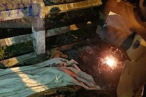Một cô gái bị tàu hỏa đâm văng xa 30m tử vong tại chỗ