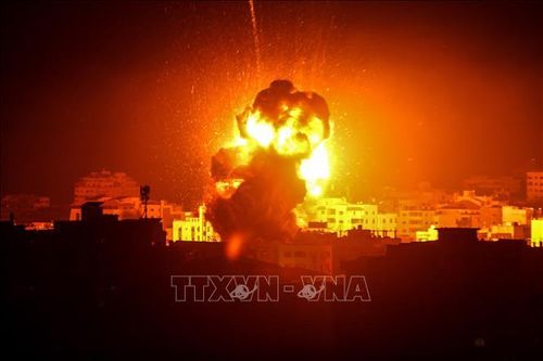 Chỉ vài giờ sau thỏa thuận ngừng bắn, Dải Gaza lại rung chuyển vì rocket