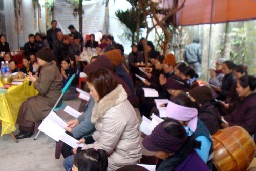Huyền bí chuyện thỉnh 'oan gia trái chủ' để người bệnh được… chết