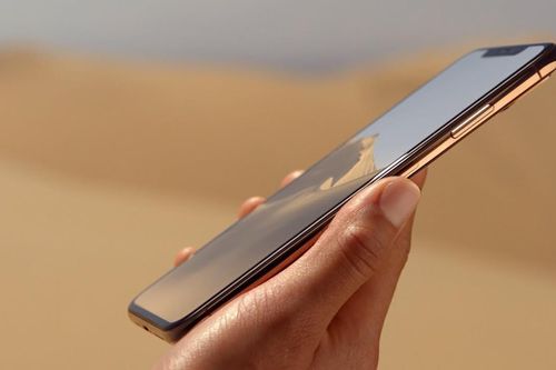 iPhone sẽ lộ bản chất 'hút máu' ra sao nếu Apple trung thực?