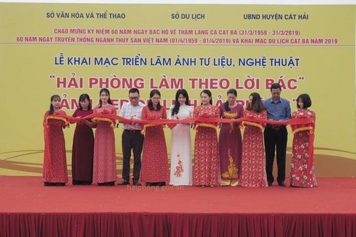 Triển lãm ảnh góp phần quảng bá về du lịch Hải Phòng