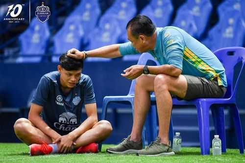 CLB của Xuân Trường nhắc nhở sao U23 Thái Lan vụ đánh nguội Đình Trọng