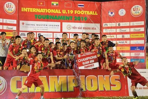 Đánh bại Thái Lan, U19 Việt Nam vô địch giải quốc tế trên sân nhà