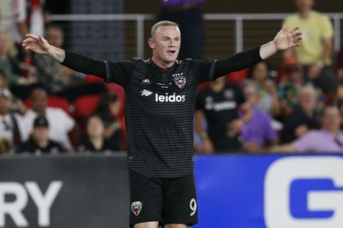Rooney ghi siêu phẩm ở Mỹ