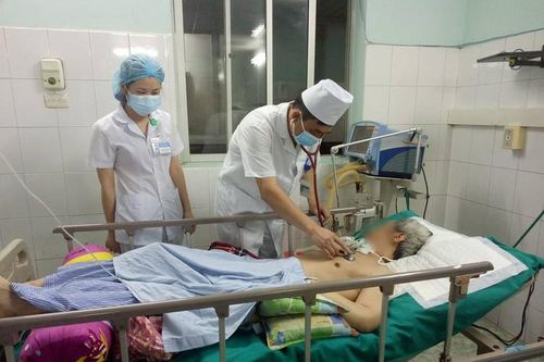 'Chữa' ngộ độc thuốc diệt cỏ Paraquat bằng thảo dược coi chừng chết oan
