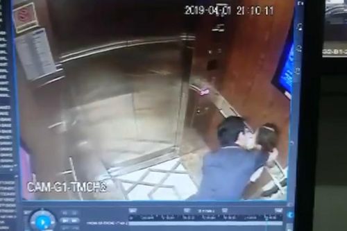 Kẻ biến thái sàm sỡ bé gái trong thang máy chung cư ở TPHCM