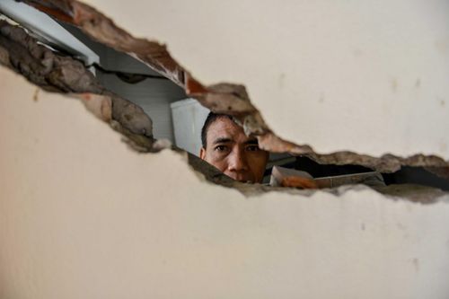 80 căn nhà sụt lún, nứt vỡ gây hoang mang cho hàng nghìn người
