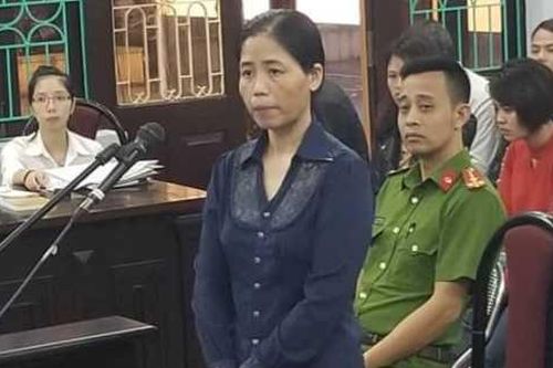 Nữ y sĩ trạm y tế để nhiễm bệnh sùi mào gà cho 117 trẻ em hầu tòa