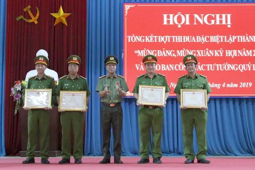 Công an Quảng Ngãi phát động đợt thi đua đặc biệt