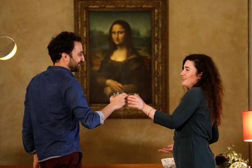 Bảo tàng Louvre đã cho phép nghỉ đêm như khách sạn
