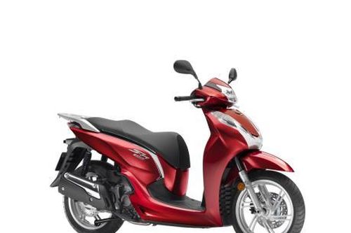 Honda ra mắt SH 300i 2019 bổ sung công nghệ kiểm soát lực xoắn