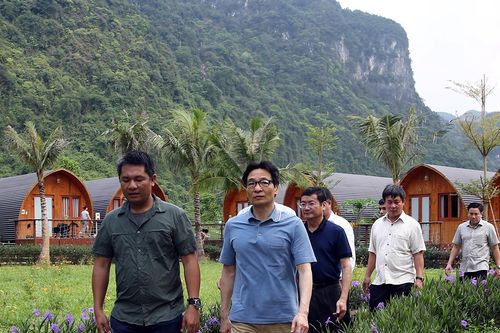 Phó Thủ tướng khảo sát du lịch cộng đồng ở Quảng Bình