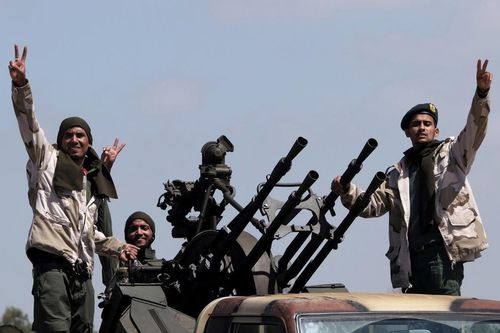 Libya bên bờ nội chiến, thủ đô trở thành chiến địa