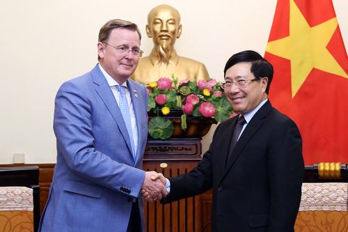 Luôn coi trọng quan hệ Đối tác chiến lược với Đức