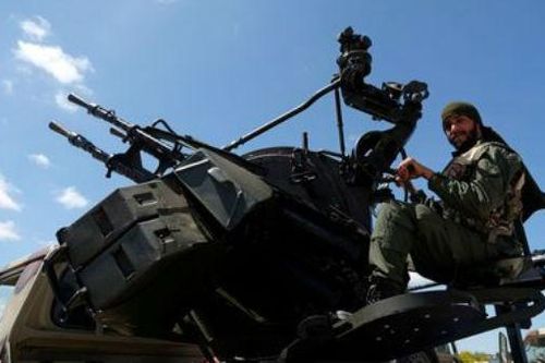 Không kích dữ dội ở thủ đô Libya