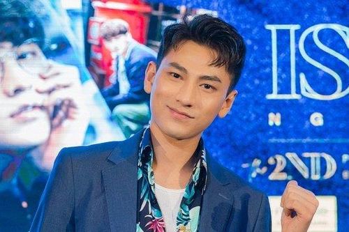 Isaac ngượng ngùng tiết lộ đang rất muốn có người yêu