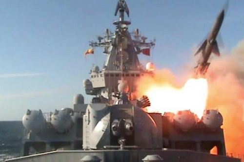 Tàu chiến Nga nã tên lửa vào phiến quân ở Syria