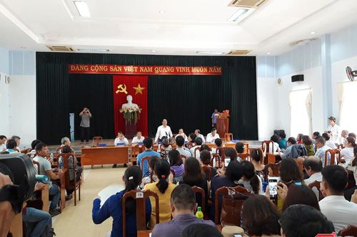 'Việc bà con hỏi bao giờ ra sổ đỏ, tôi không có quyết định được vấn đề đó'