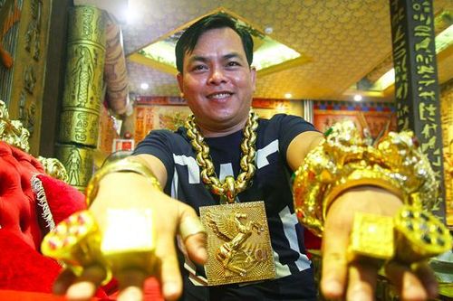 Khởi tố, bắt tạm giam Phúc XO cùng nhiều đàn em