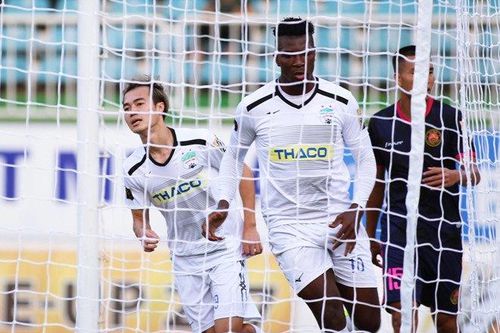 Dẫn trước 3-0, HAGL suýt bị Than Quảng Ninh ngược dòng không tưởng
