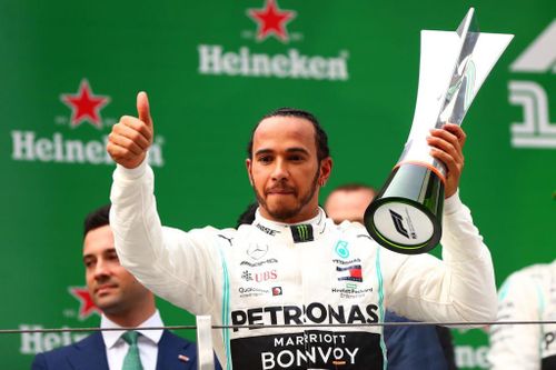 Đua xe F1: Hamilton giành chiến thắng thứ 75 ở chặng đua thứ 1.000