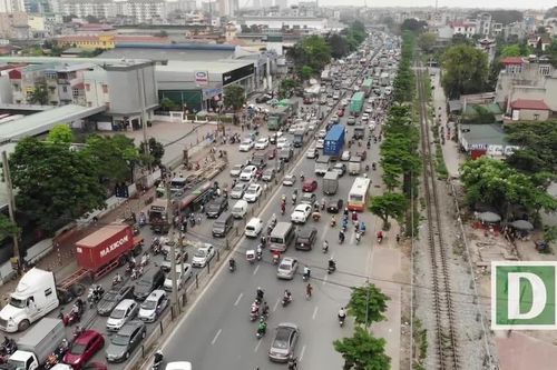 Cửa ngõ Thủ đô tắc dài trong ngày nghỉ lễ giỗ Tổ