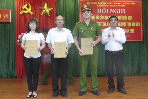 Cảm hóa, giúp đỡ người lầm lỗi ở Tam Thuận