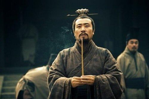 Tam quốc diễn nghĩa: Thay chủ như thay áo, tại sao Lưu Bị vẫn được lòng thiên hạ