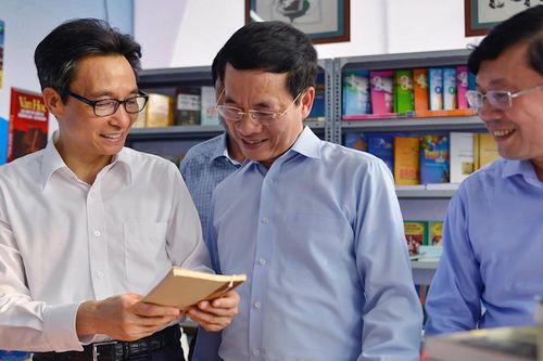 Ngày Sách Việt Nam lần thứ 6 thu hút gần 100 gian hàng