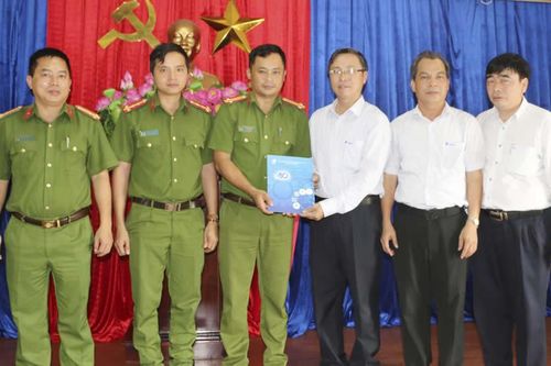 Kỷ niệm Ngày truyền thống lực lượng Cảnh sát Hình sự (18-4-1946 - 18-4-2019): - Chủ động tấn công tội phạm