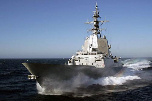 Soi 4 tàu chiến NATO vừa vào biển Baltic đã bị Nga 'tóm'