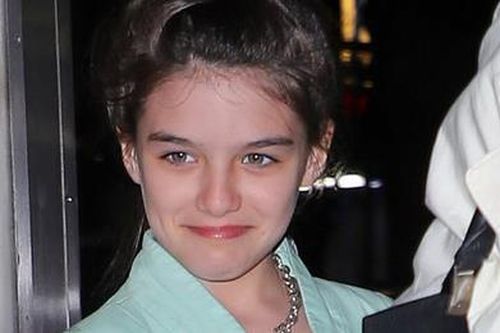 Suri Cruise xinh xắn trong tiệc sinh nhật 13 tuổi