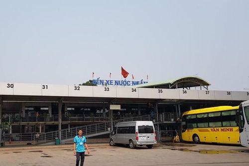 Vì sao xe khách liên tỉnh Hà Nội ồ ạt bỏ bến?