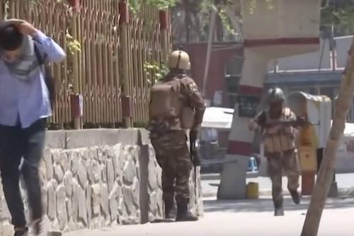 Khủng bố tấn công cơ quan chính phủ ở Kabul