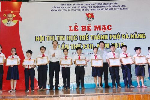 Bế mạc Hội thi Tin học trẻ lần thứ 22